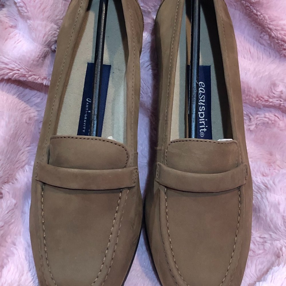 Easy Spirit Loafers